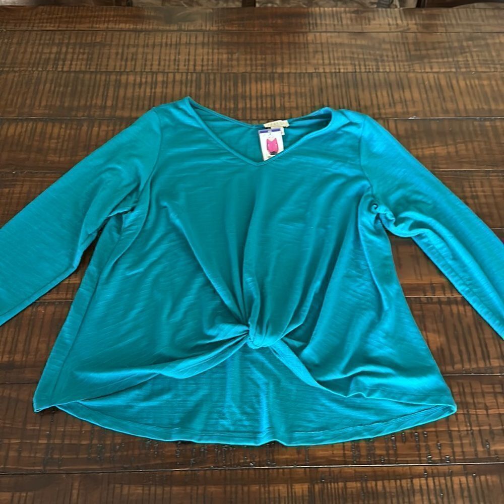 Status by Chenault twist front top 2X new jade blue green